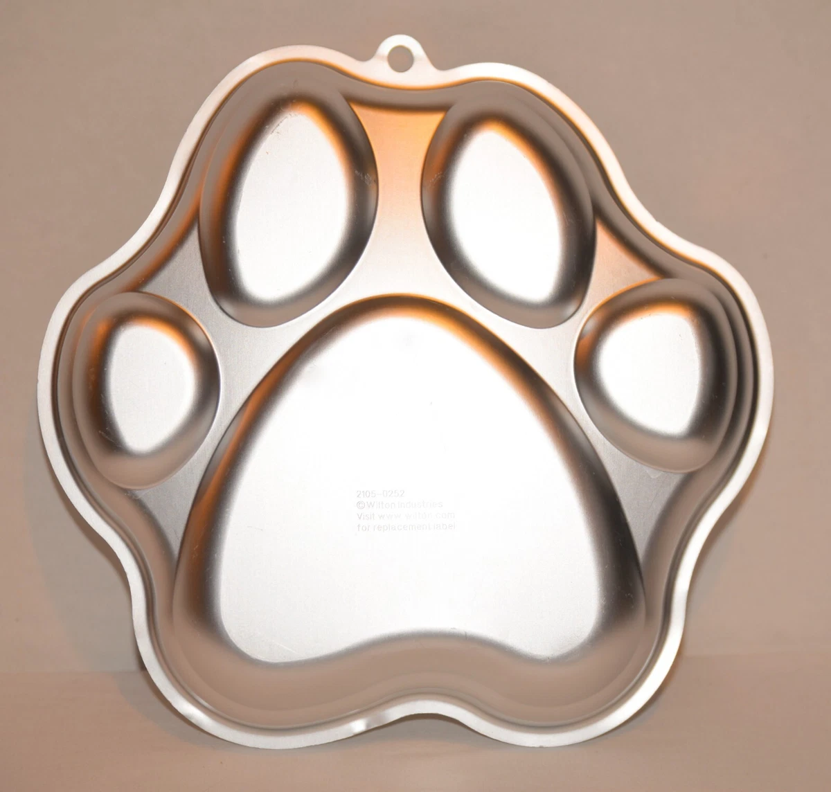 Paw print best sale cake pan
