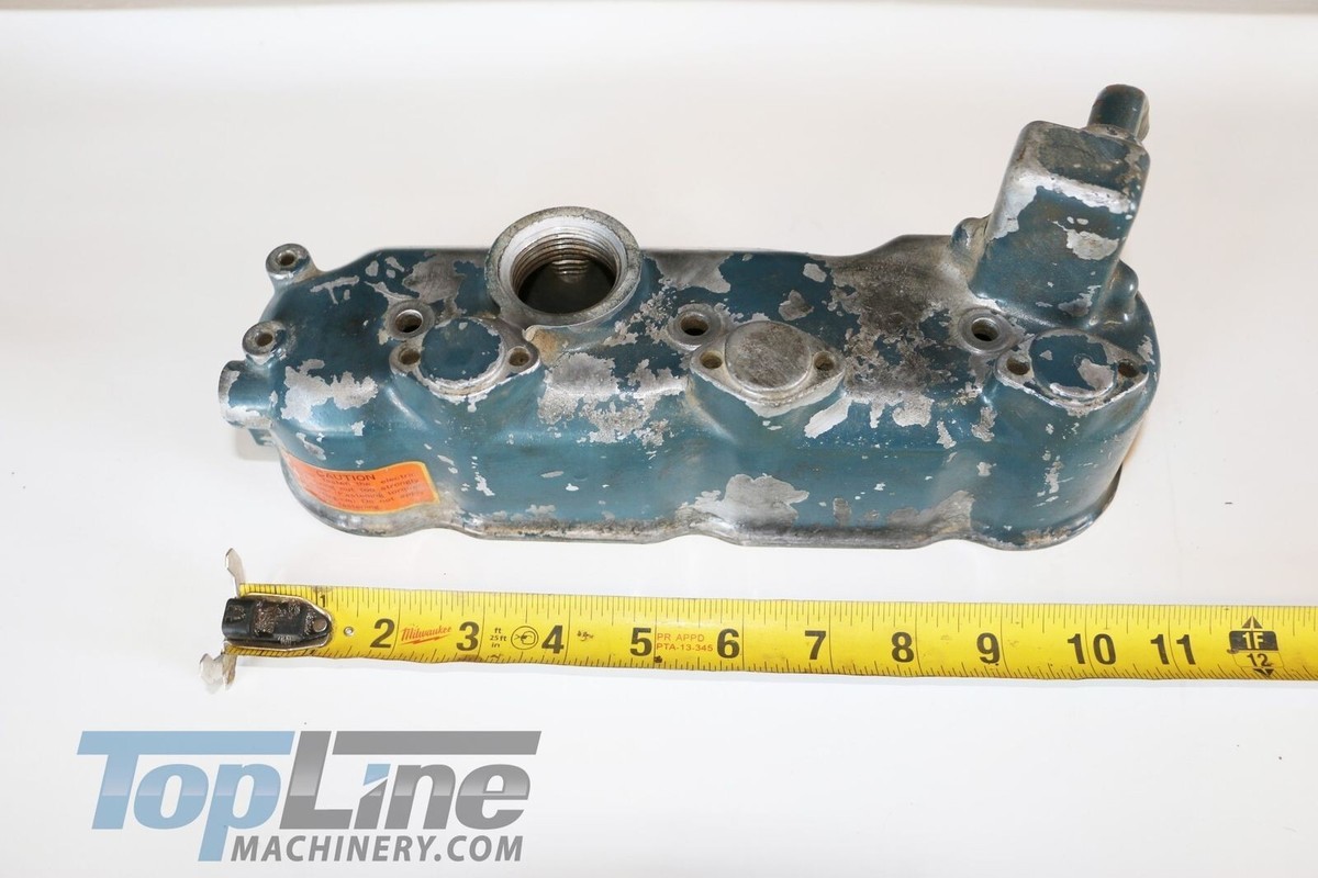 Kubota D750 Valve Cover diesel engine motor cylinder head tractor