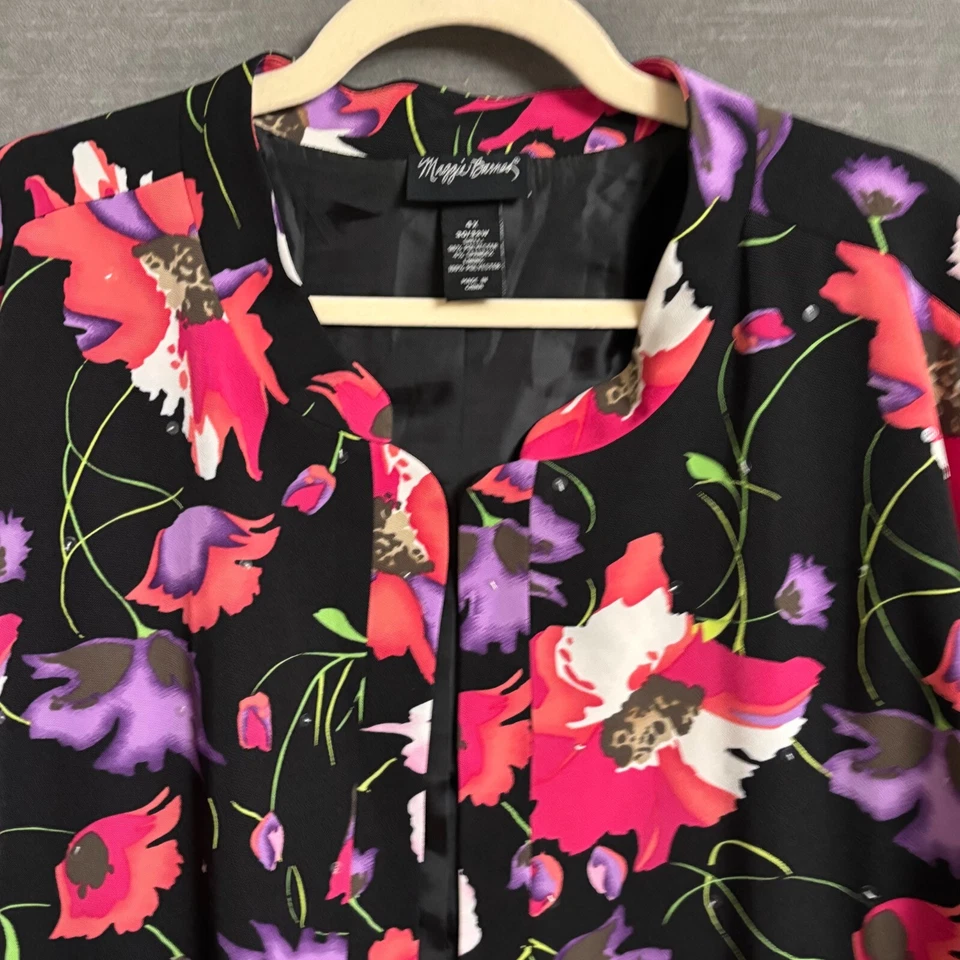 Chaqueta Maggie Barnes 4X Blazer Floral Negro Rosa Clásico Colorido Otoño Carrera Foto 2 de 4