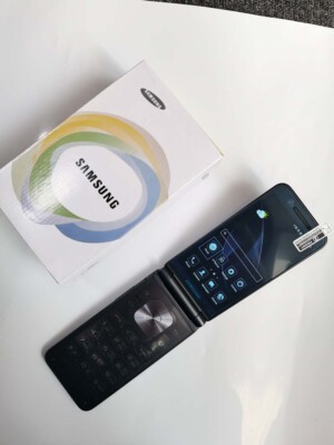Samsung SM-W2017 Unlocked 64GB Android 6.0 Clamshell Mobilephone Excellent