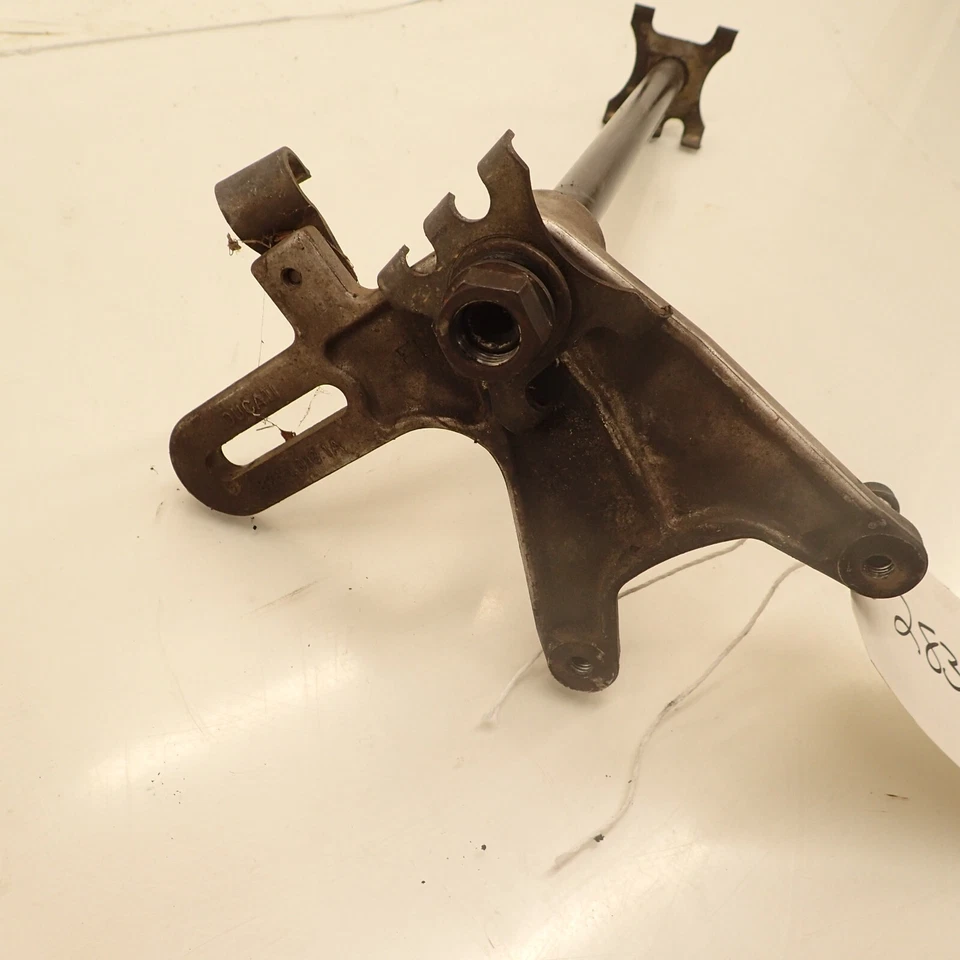 Eixo de roda traseira Ducati 750 super sport ss ie 750ss ss750 - Imagem 2 de 4