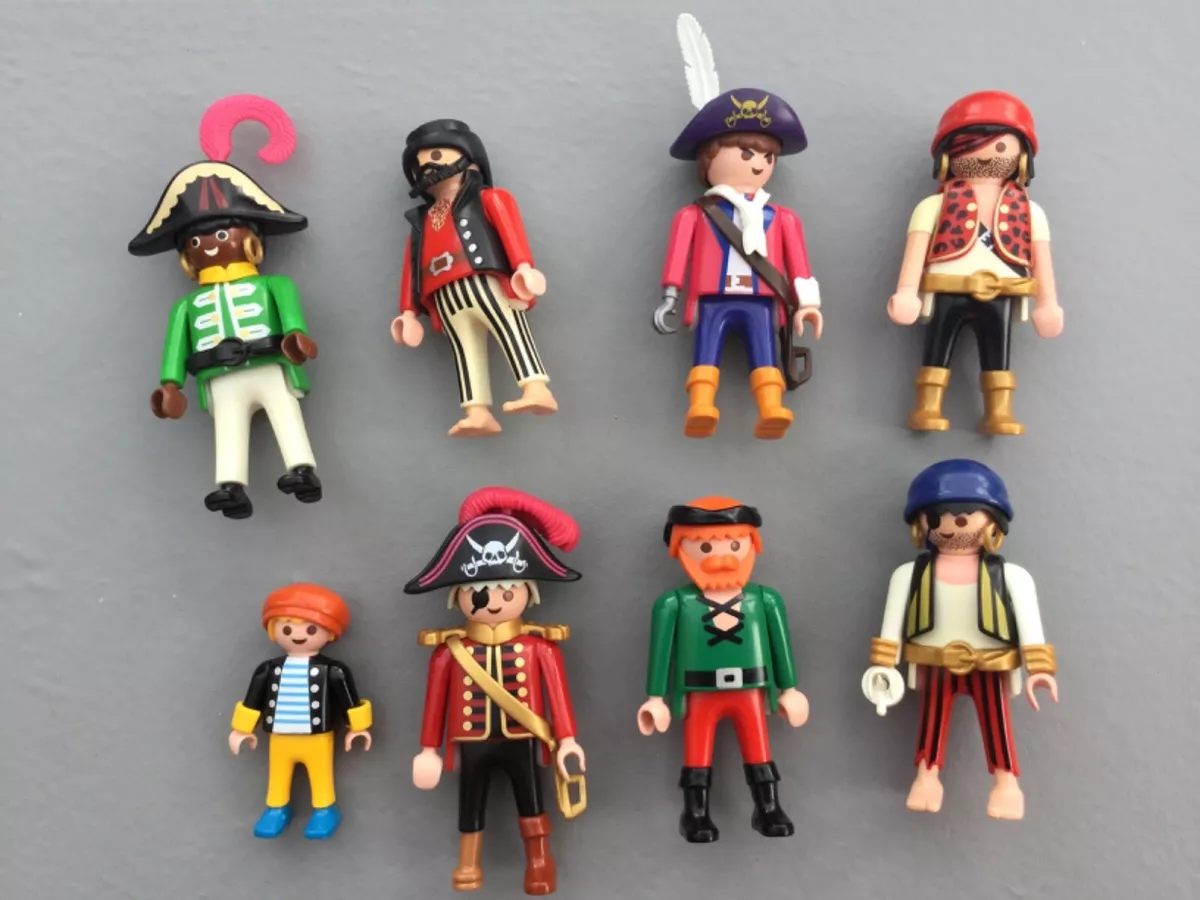 Playmobil Pirate x 8 bundle with rare boy pirate and others