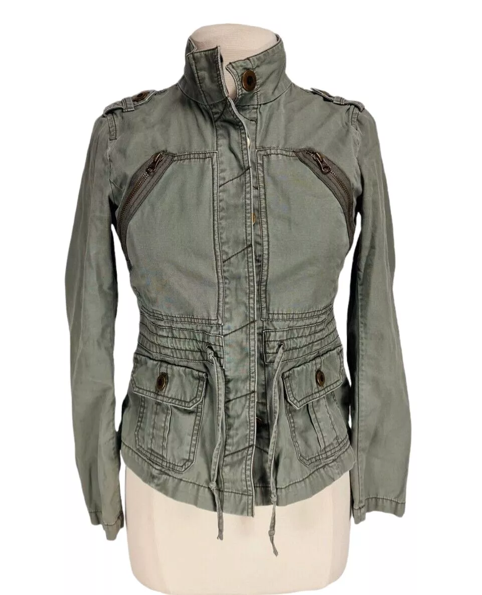 Long green top utility jacket