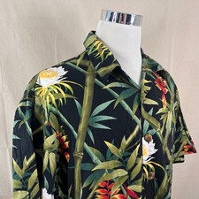 Paradise on a Hanger Large Hawaiian Aloha Shirt Black Floral Bamboo USA Made