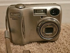 Nikon Digital Camera Coolpix 3200 3.2MP Silver Tested