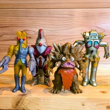 Vintage Era Ultraman Kaiju Sofubi Lot 2 1980s 1990s Japan China 4 Figures