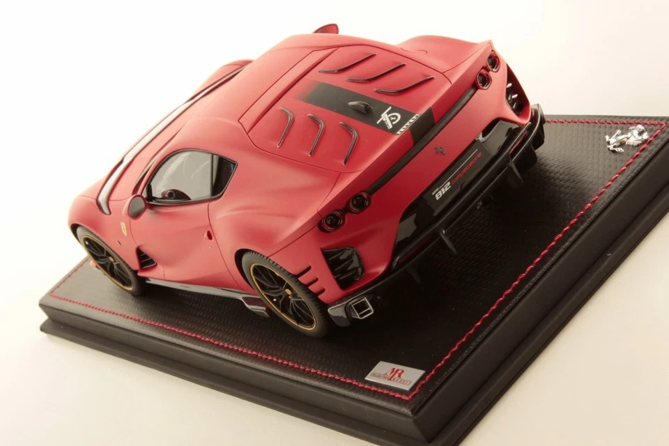 MR Collection Ferrari 812 Competizione Rosso F1 75 Matt 1/18. FE033SE4 - Imagen 4 de 4