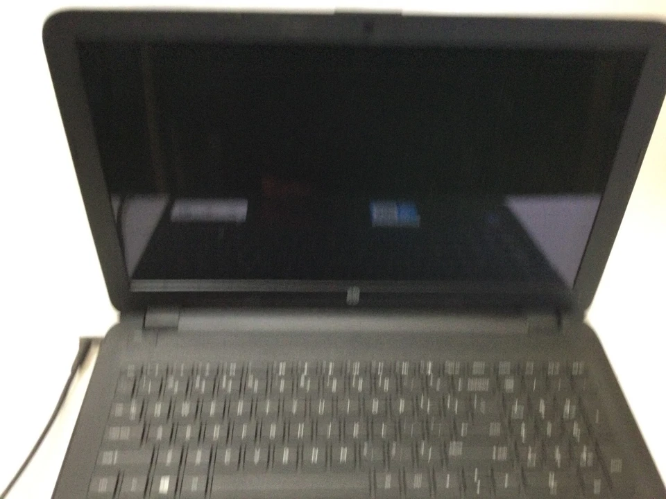 HP NOTEBOOK 15 AC121DX - INTEL I3 - 4GB RAM - FOR PARTS - READ DESCRIPTION - BB! - Image 2 of 4