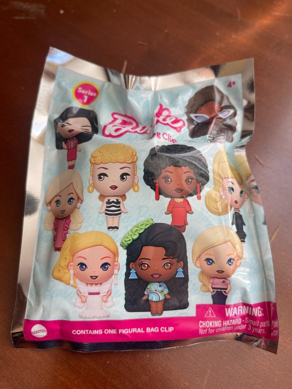 Barbie Figural Bag Clip Blind Bag 2024 Series 1 **NEW** #39000