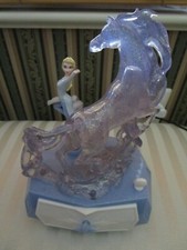 Disney Frozen 2 Elsa  Water NOKK Musical Light Up Singing Jewelry Box Works