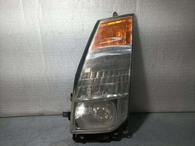 26060MB400 headlamp left side for NISSAN CABSTAR CHASIS CABINA 