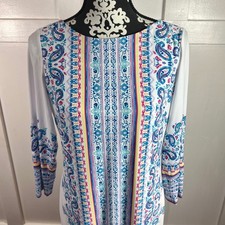 Chaps Women Size 8 Dress White Blue Pink Paisley Print 3/4 Sleeve Sheath