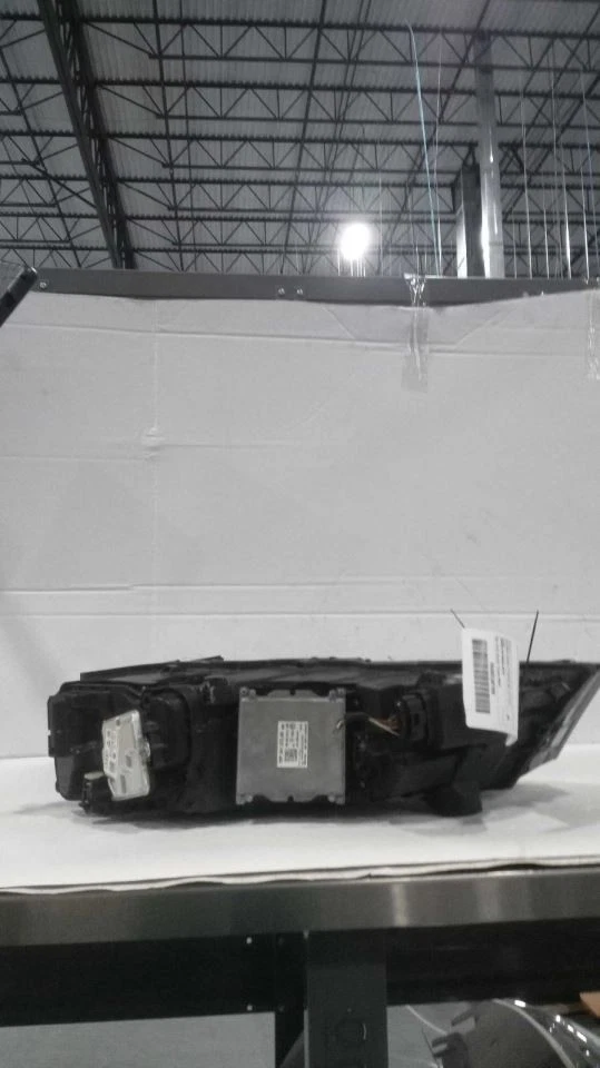 Driver Headlight LED 8IT Self Adjusting Opt 8Q3 Fits 17-19 AUDI Q7 581375 - Image 3 of 4