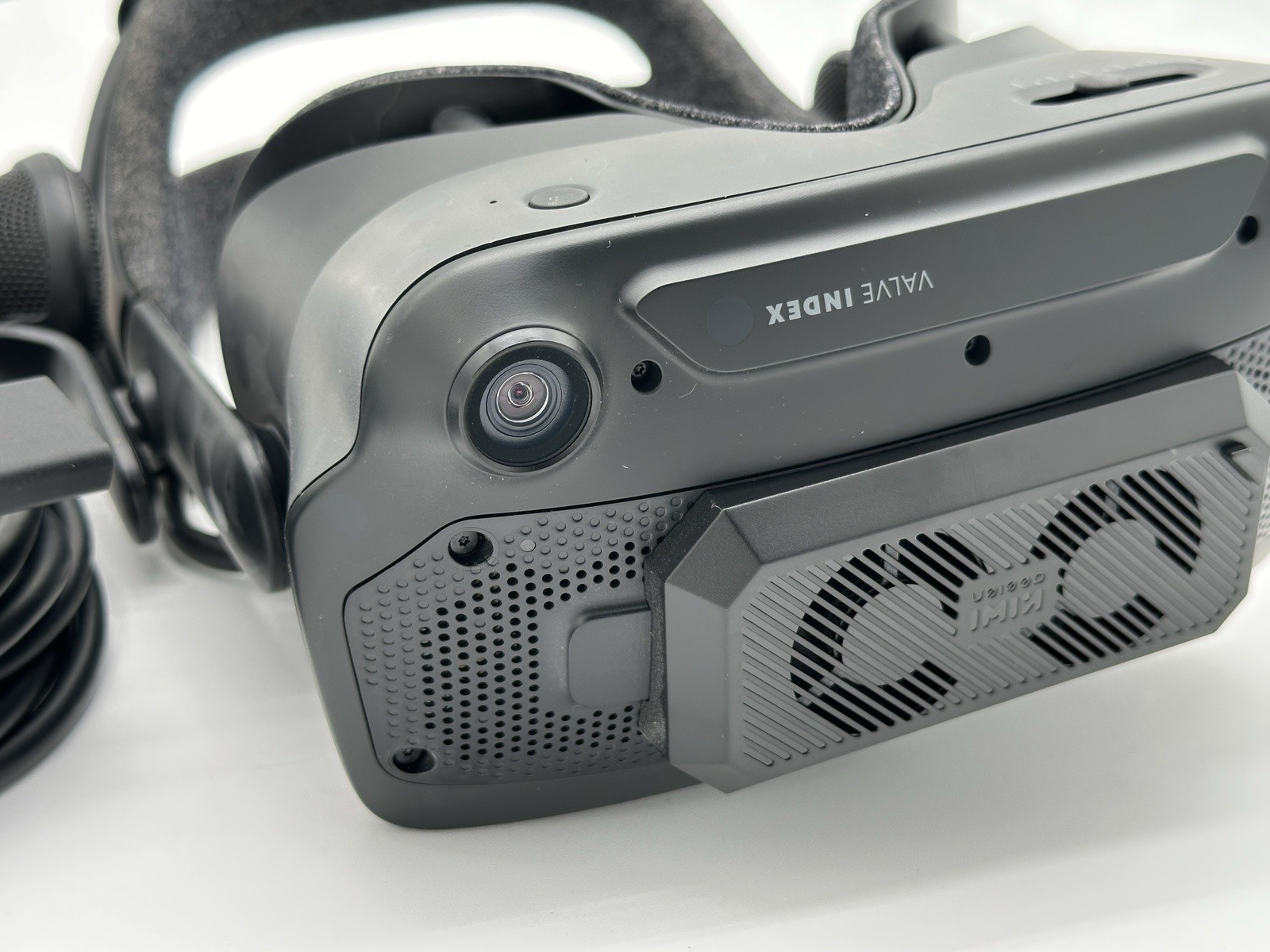 Valve Index VR Virtual Reality Headset Only  + Cables, Power Supply and Kiwi Fan