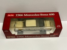 Preços baixos em Sunstar Mercedes-Benz limusines em metal fundido