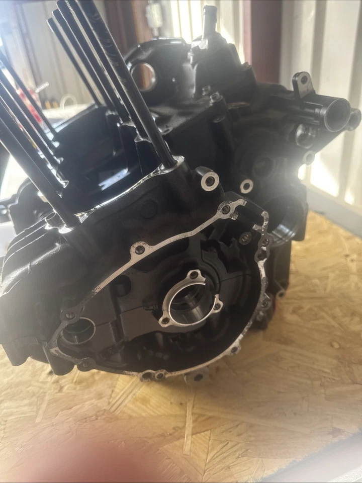 09-14 YAMAHA YZF R1 OEM MOTOR CÁRTER CÁRTER CÁRTER BLOQUE Foto 4 de 4