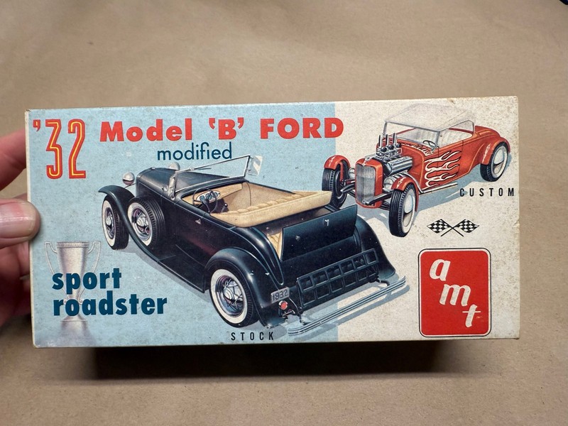 VINTAGE AMT Model B 1932 Ford Roadster ORIGINAL BOX ONLY 1/25 3n1 CustomizingKit