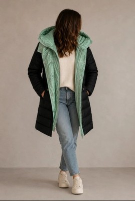 Vo Tarun Daunenjacke Gr. L Schwarz mit Kapuze Wie Neu Top Zustand