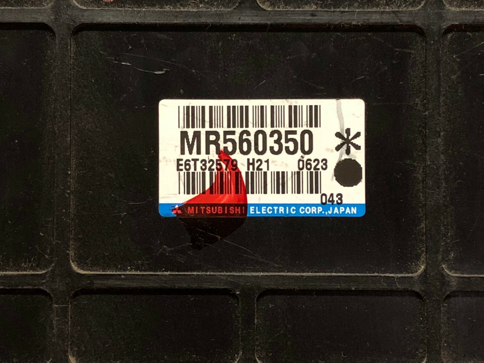 2001 Mitsubishi Montero Sport Engine Computer Control Module Unit  