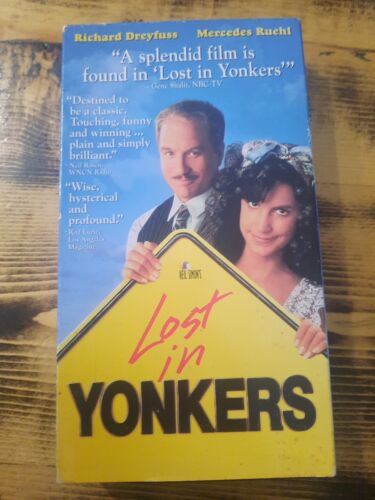 Lost in Yonkers VHS 1993 Richard Dreyfuss * - Picture 1 of 3