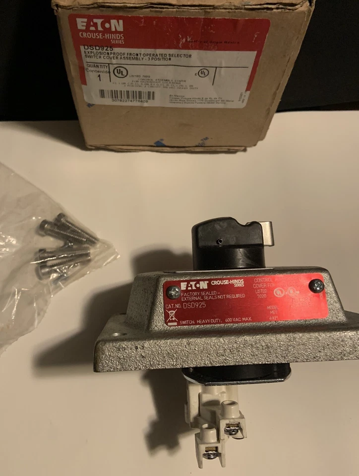 Eaton DSD925 S634 Explosionproof Front Operated Selector Switch Cover Assembly - Imagem 3 de 4