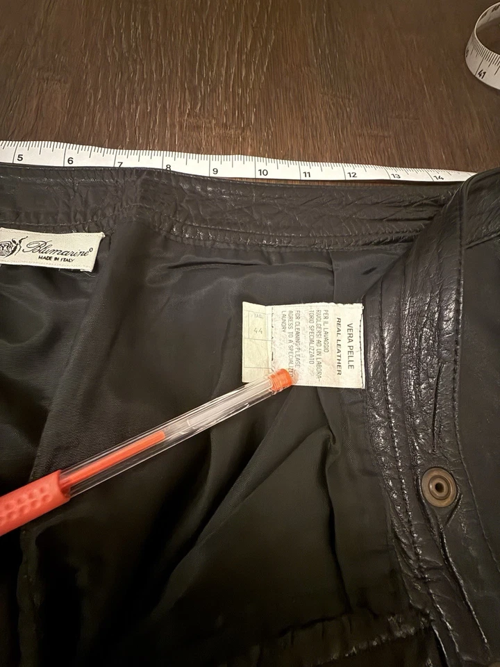 Pantalón de cuero azul marino negro para mujer talla 44 hecho en Italia vintage Foto 4 de 4