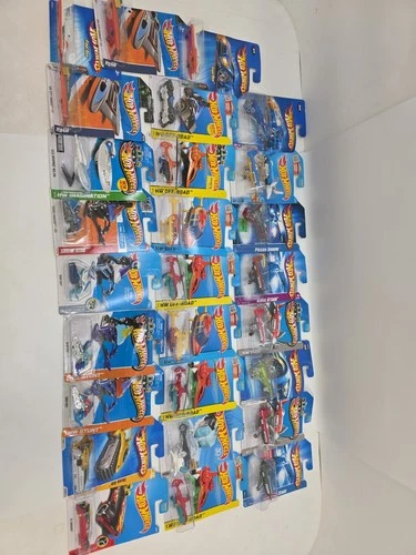 Hot Wheels Lot Of 27 New Vintage Planes, Helicopters, Boats