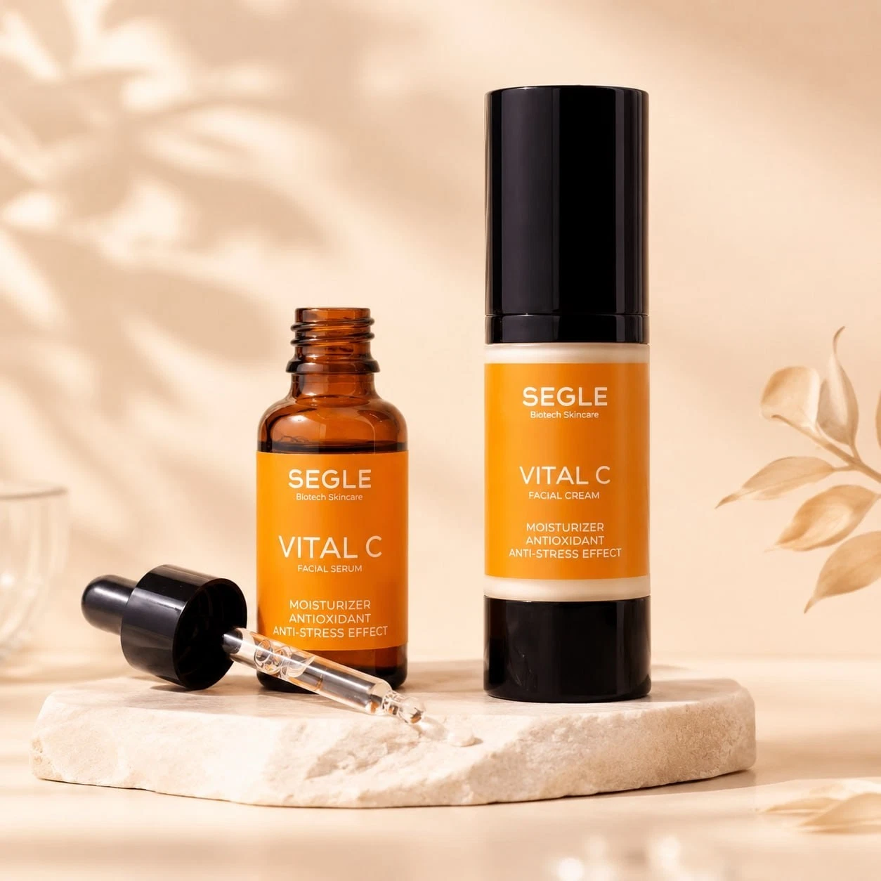 SEGLE Moisturizing Cream and Moisturizing Serum with Vitamin C Vital C