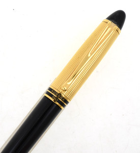 Aurora Ipsilon Fountain Pen 14K M Nib EXCELLENT