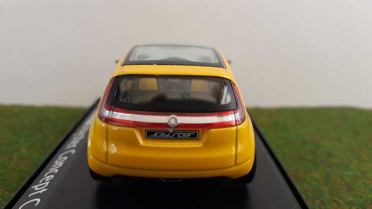 Miniature Abrex 1/43 - Skoda Joyster Concept Car Jaune - Occasion Boîte