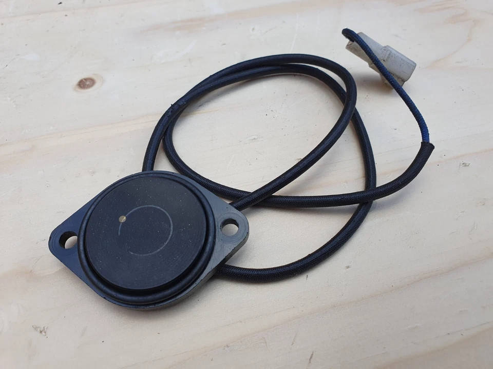 Sensor de posición de engranaje neutro Suzuki GSXR-750 W 1992-1995 R720 Foto 2 de 4