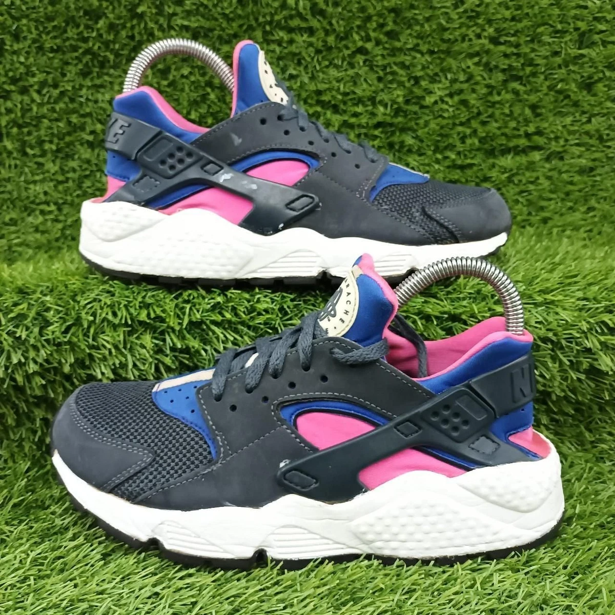 Black pink top and blue huaraches