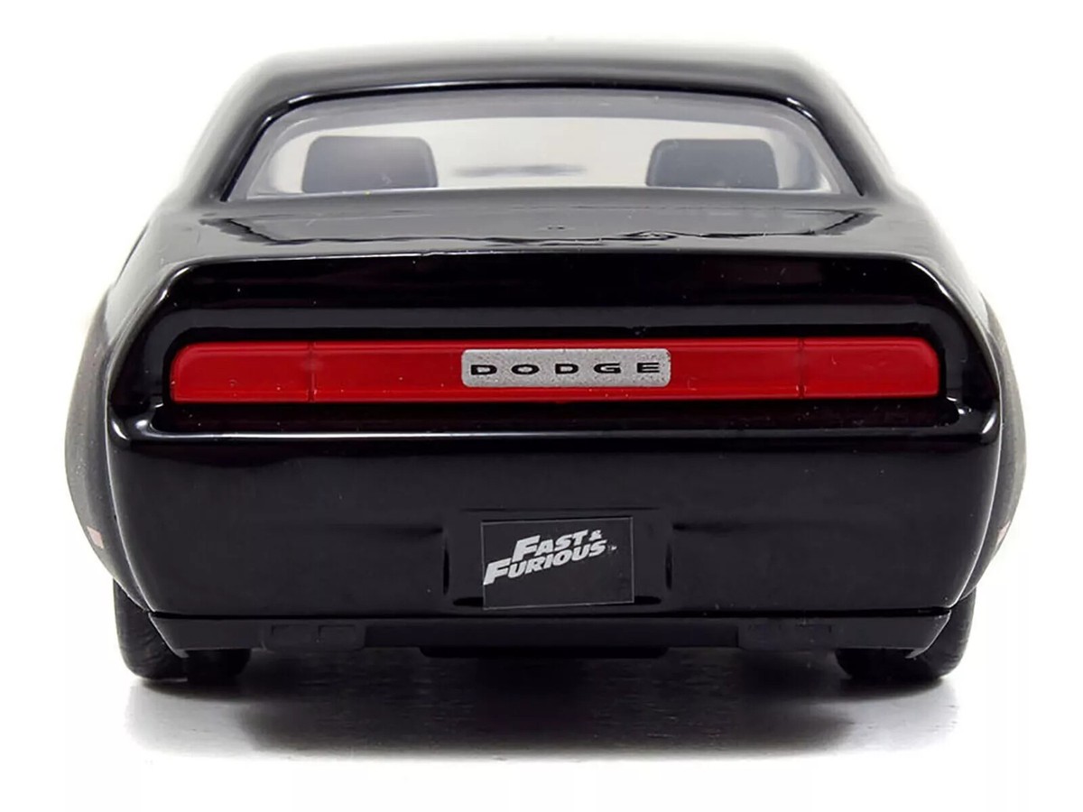 ミニカー FAST& FURIOUS DODGE CHALLENGER 1/18 ワイルドスピードFAST&FURIOUS ミニカー Dodge Challenger SRT