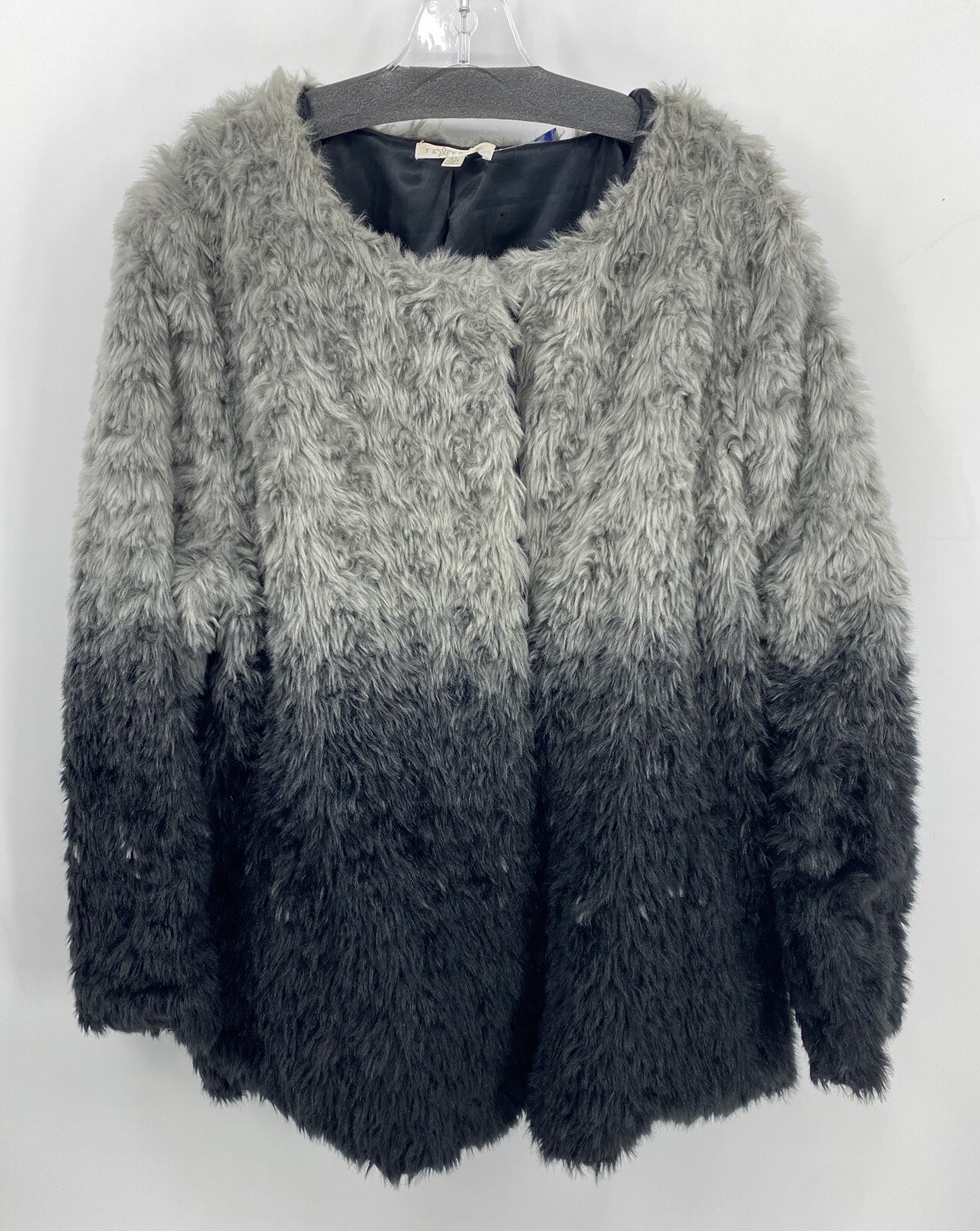 Fever Preowned Shaggy Faux Fur Jacket Black/Gray Womens XL EUC Long Sleeve Lined