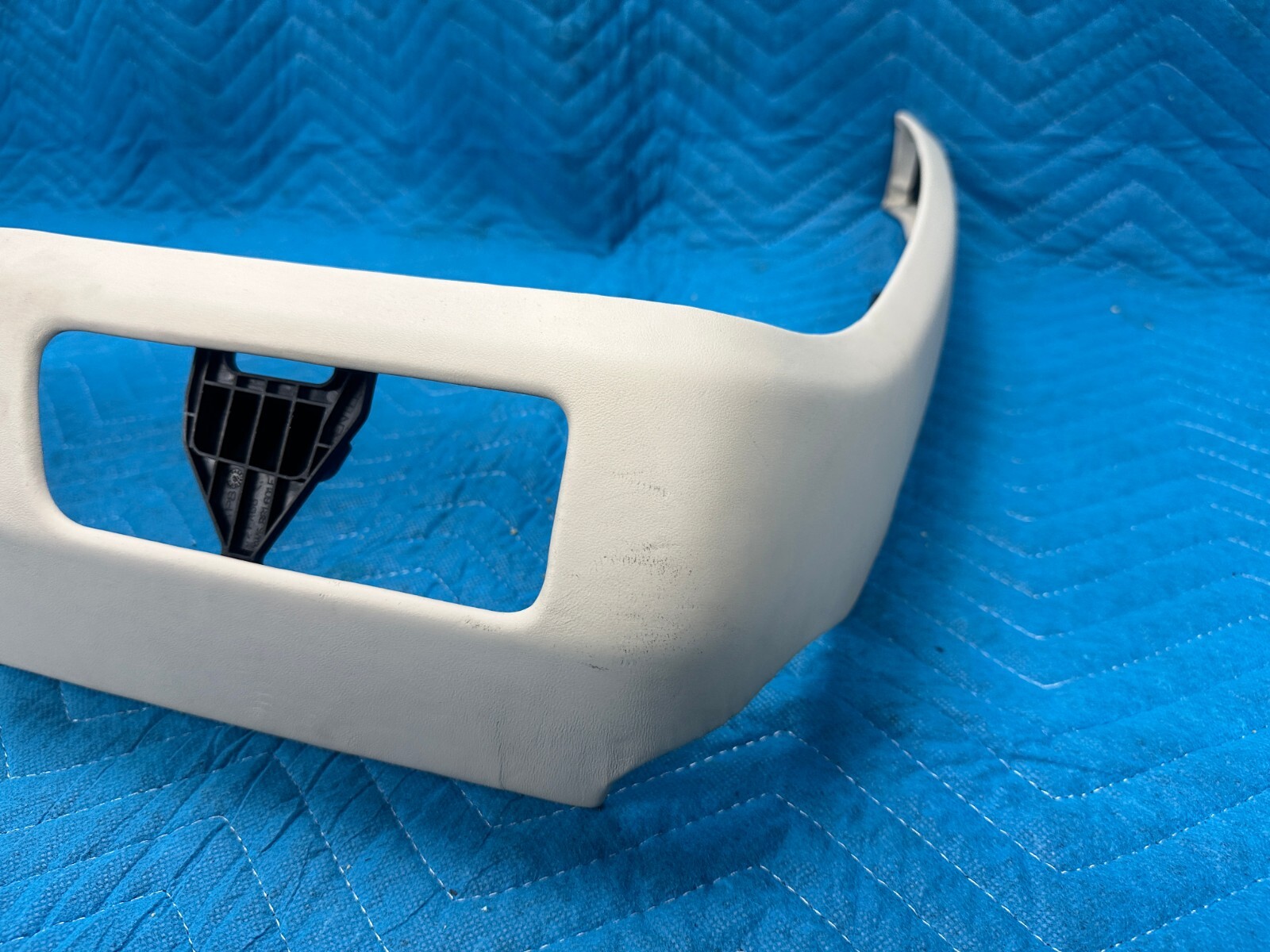 Bentley Flying Spur Front Passenger Seat Lower Trim Panel Cover Ivory 08-12 OEM