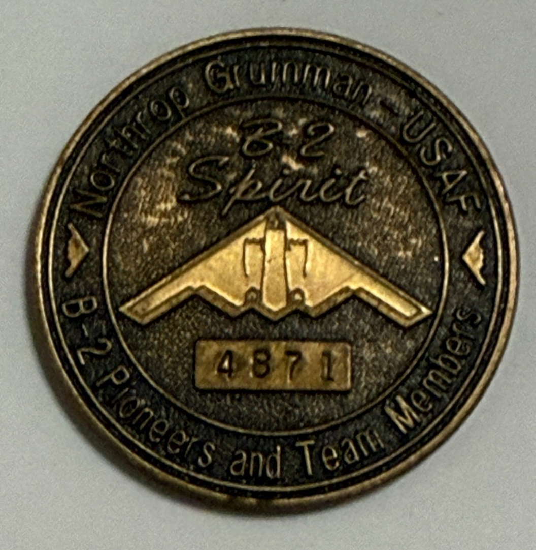 Rare Numbered B-2 Spirit Stealth Bomber Team Member Coin Northrop Grumman  USAF