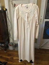 Miss Elaine Soft Pink Nightgown Gown Lingerie lace embroidery Sm Granny Core