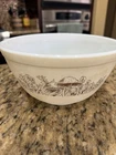 Pyrex - Vintage Forest Fancies Mushroom Woodland 402 1.5-QT Mixing bowl
