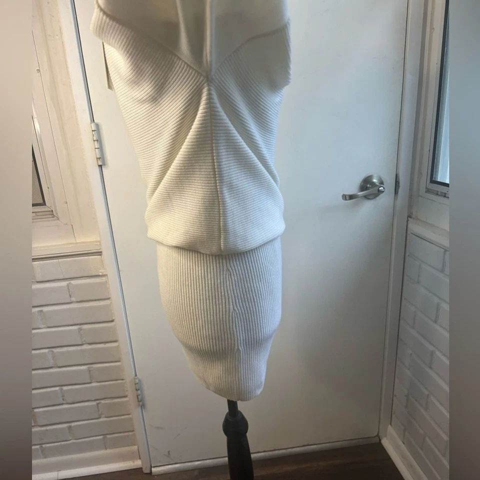 Ramy Brook NEW WITH TAGS Anna 100% Wool Off Shoulder Sweater Dress - Image 4 of 4