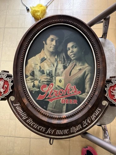 VTG Stroh's Beer African American Couple Light Sign Oval Barware 70s Lions READ
