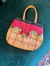 RAFFIA RASPBERRIES Vintage 1920s Handwoven Dyed Raffia Straw Purse w Berries