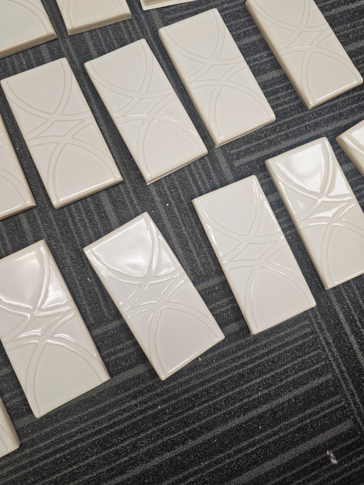 Rookwood off white tile decorative 38 puece lot 5 3/4 x 3 thumbnail 5