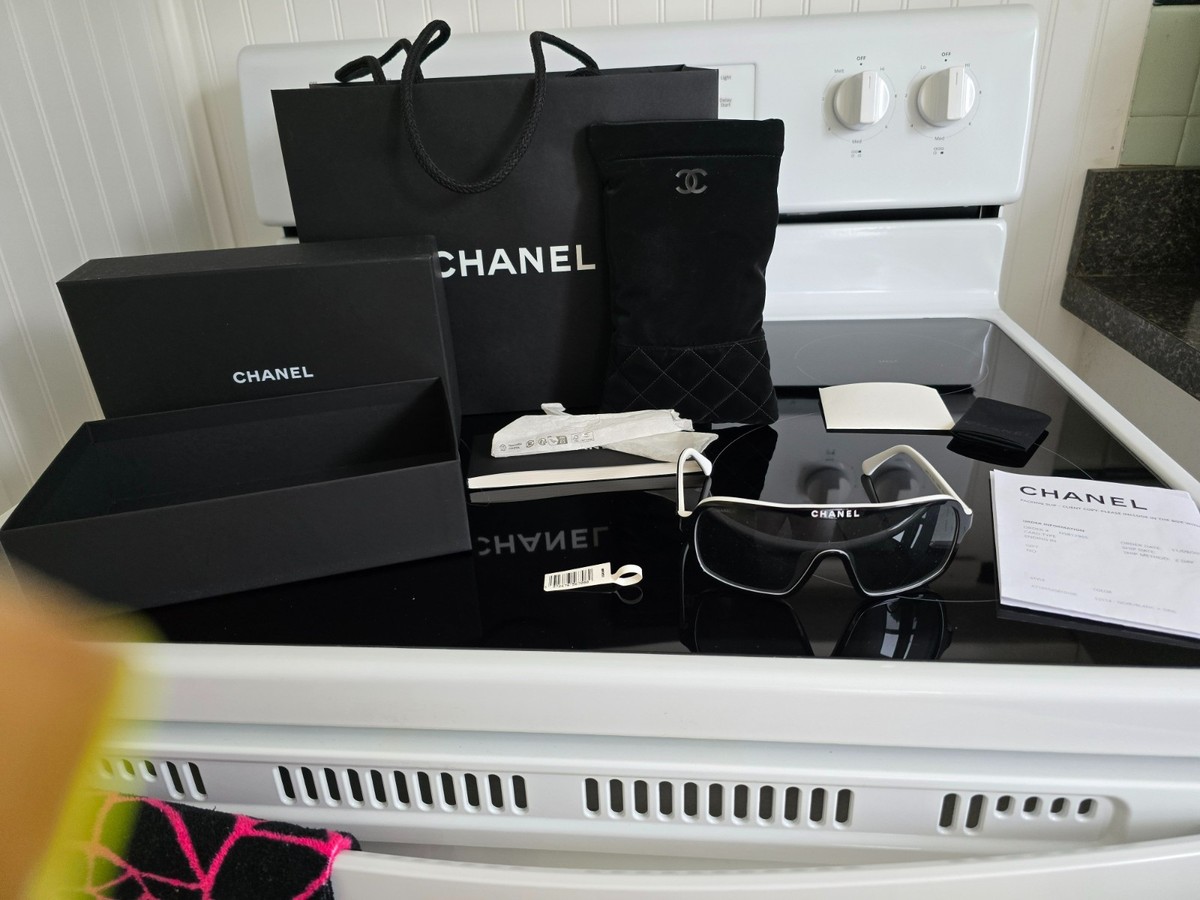 Chanel NIB Limited Edition UNISEX Black w/ White Logo Name  display picture 1