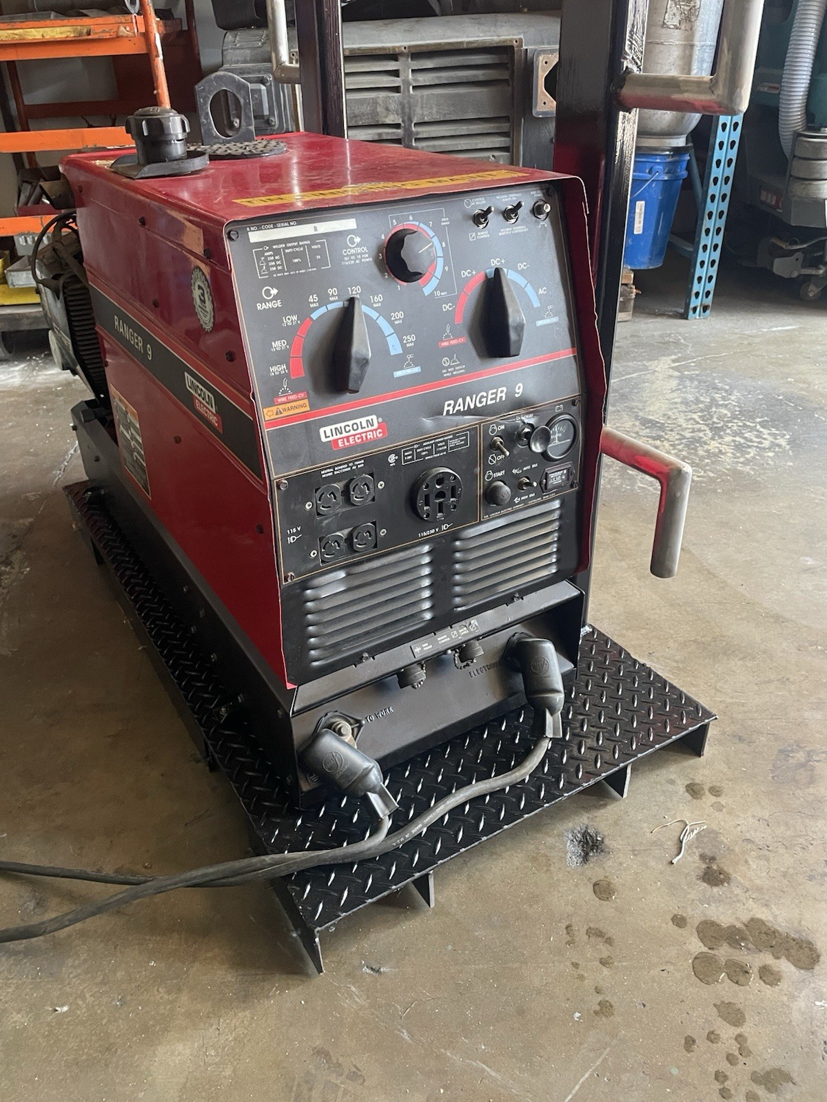 Lincoln Ranger 9 Welder