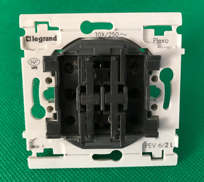 Interrupteur + Poussoir Legrand Sagane Compatible Plexo, Réf. PEV 6/2L - Neuf