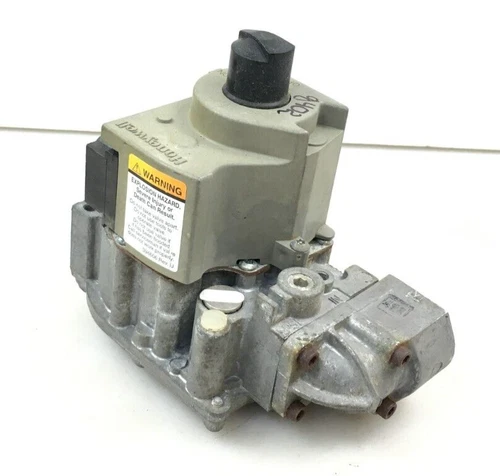 Hayward 1501615501 Honeywell VR8305M4629 Nat Gas Valve  in/out 3/4" used #G402