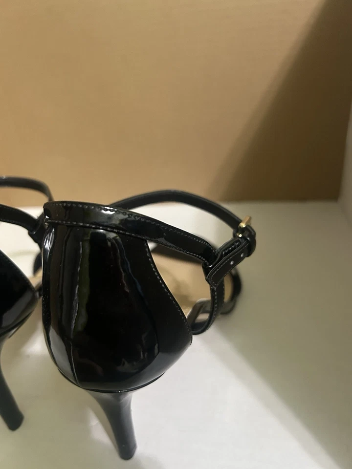 Michael Kors Women's Size 8.5M Espadrille Shoes Berkley Canvas, Zip Open, Toe - Image 4 of 4