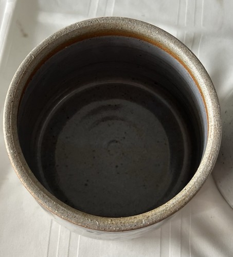 VTG Speckled Handmade Pottery Lidded Canister Set, Signed VM Stoneware Glaze - Picture 5 of 13