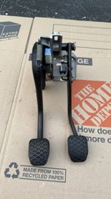 97-06 BMW E46 MANUAL TRANSM PEDAL ASSEMBLY Clutch BRAKE Pedal Assembly USED OEM