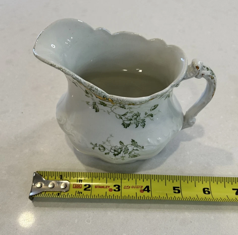 ANTIGUA JARRA WEDGWOOD & SONS Niobe Verde 4" Borde Dorado Excelente Estado De Colección Foto 2 de 4